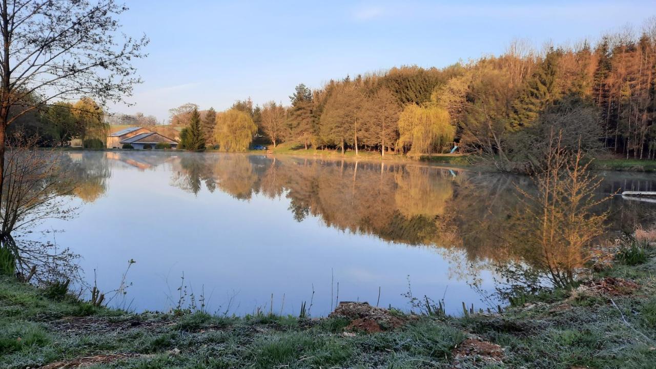 فندق Les Etangs Du Moulin D'Harcy Lonny المظهر الخارجي الصورة